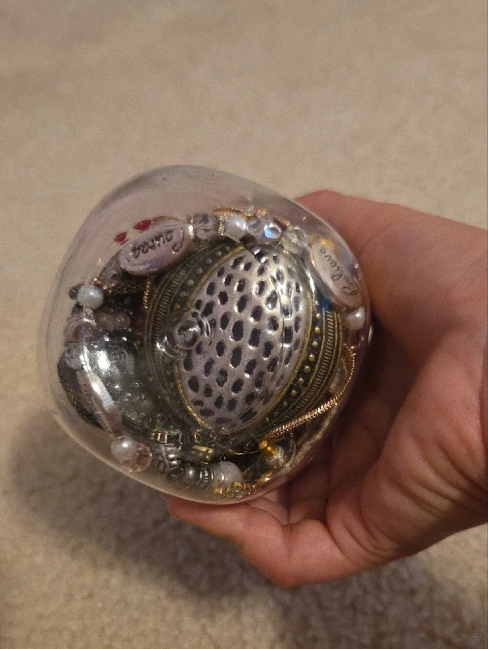 N/A clear jar